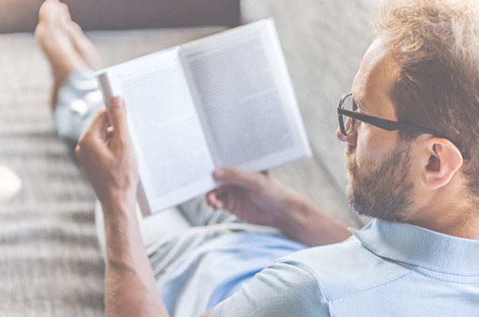 Os recomendamos leer para aliviar el confinamiento